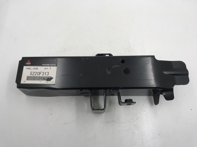 Кронштейн (адаптер) крепления фары передней левой 5220F313 MITSUBISHI