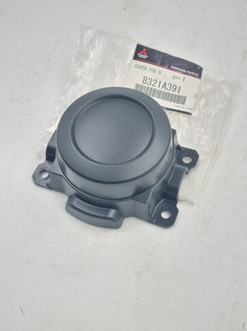 Заглушки под противотуманные фары 8321A391 MITSUBISHI