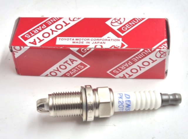 TOYOTA 9091901194 Свечи зажигания в наличии Чернигов