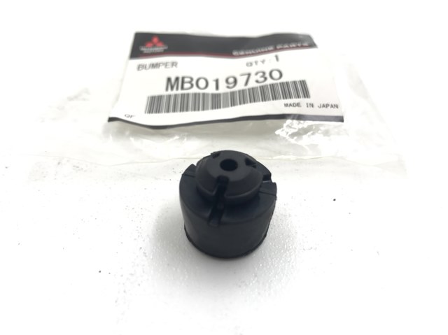 Отбойник дверей MB019730 MITSUBISHI