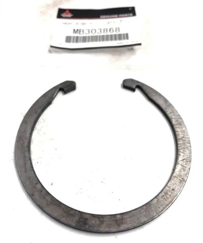 MITSUBISHI MB303868 Кольцо стопорное подшипника передней ступицы в наличии Днепр