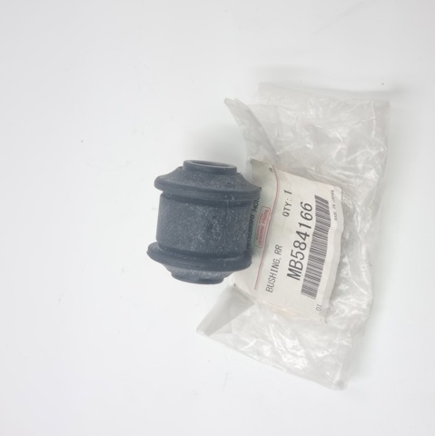 MB584166 MITSUBISHI Сайлентблок тяги поперечной (задней подвески) купить в Запорожье