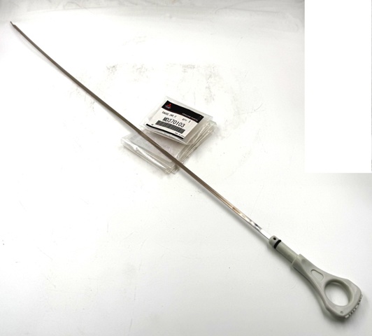 MD370103 MITSUBISHI Щуп (индикатор) уровня масла в двигателе купить в Запорожье