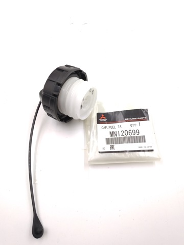 MN120699 MITSUBISHI Крышка бензобака купить в Ровно