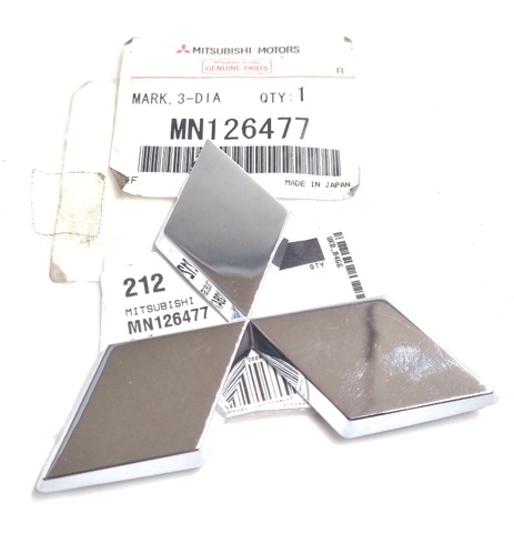 MITSUBISHI MN126477 Эмблема крышки багажника (фирменный значок) в наличии Николаев