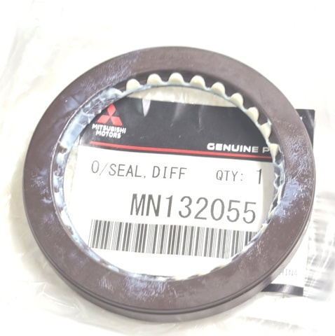 MITSUBISHI MN132055 Сальник хвостовика в наличии Черновцы