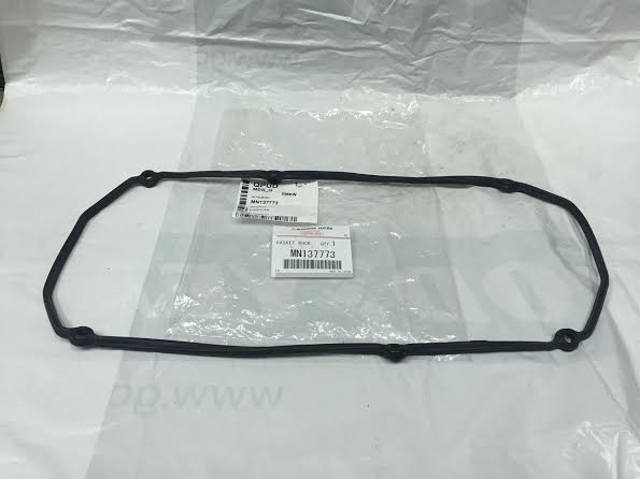 MITSUBISHI MN137773 Прокладка клапанной крышки двигателя в наличии Каменское