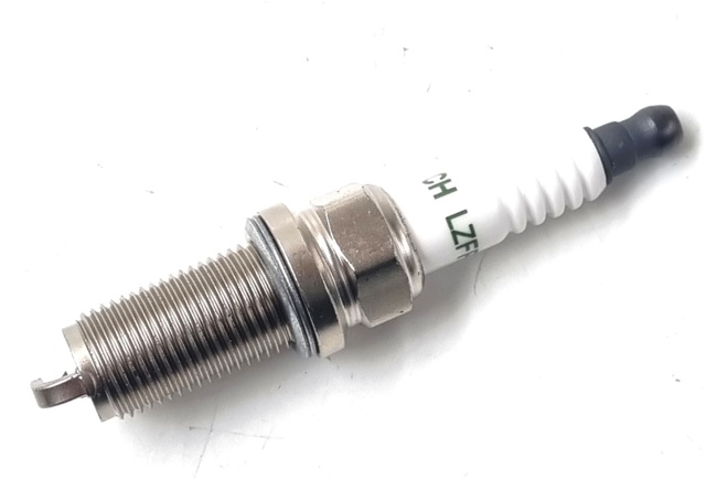 MITSUBISHI MN158596 Свечи зажигания в наличии Чернигов