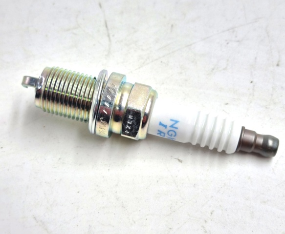 Свеча MN163236 MITSUBISHI