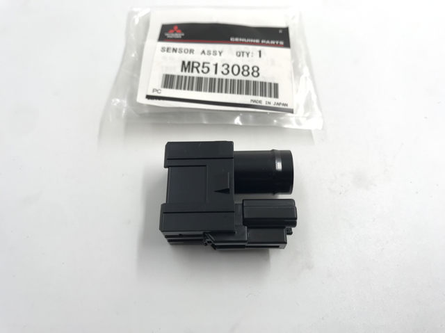 MR513088 MITSUBISHI Датчик температуры салона купить в Винница