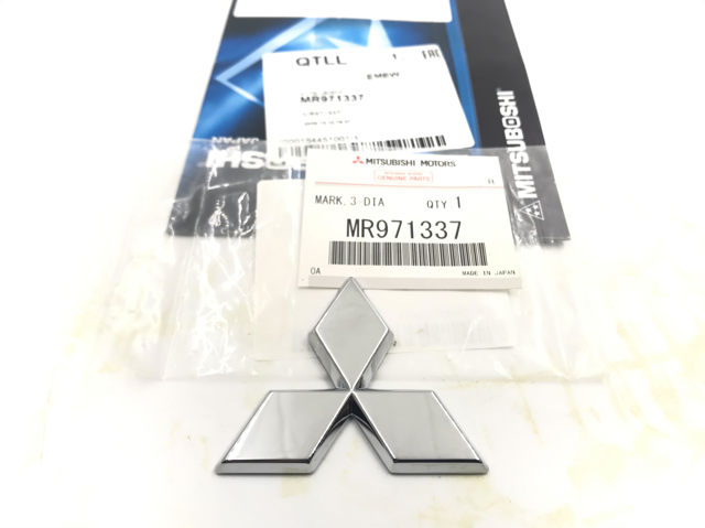MITSUBISHI MR971337 Эмблема крышки багажника (фирменный значок) в наличии Сумы
