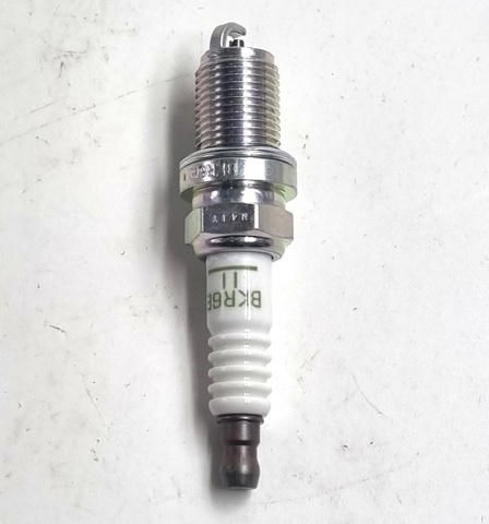 MITSUBISHI MS851358 Свечи зажигания в наличии Сумы