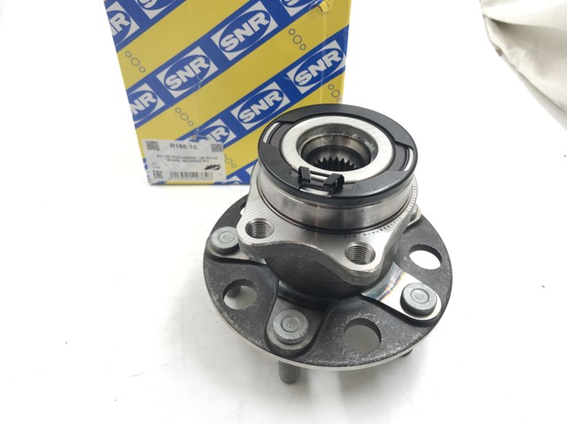Ступица заднего колеса R18610 SNR