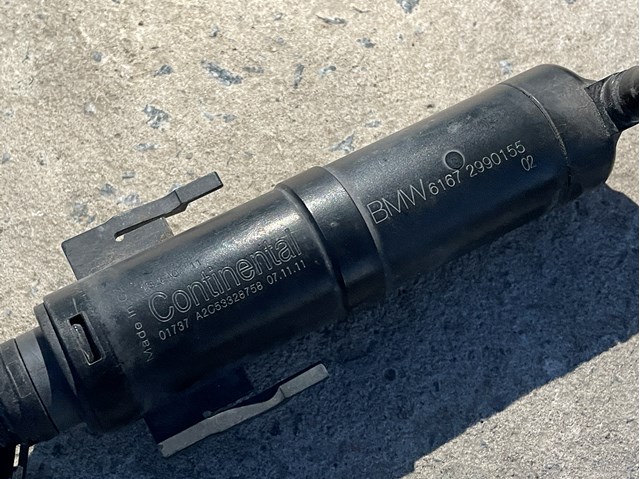 Форсунка омывателя фары передней 61672990155 BMW