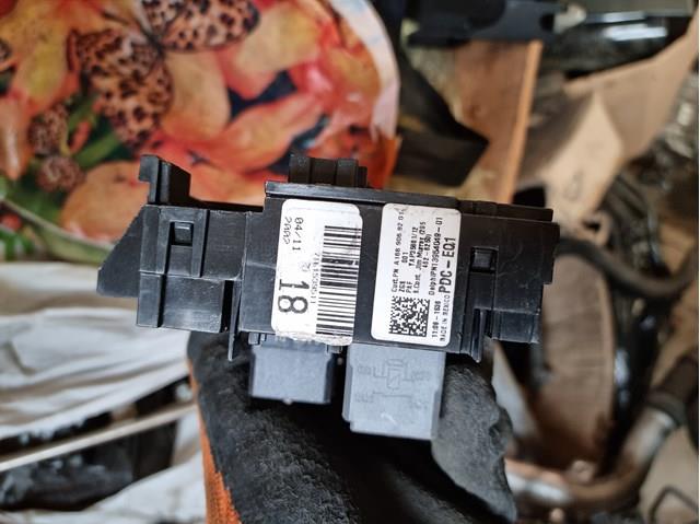 Монжатный блок реле A1669068201 MERCEDES