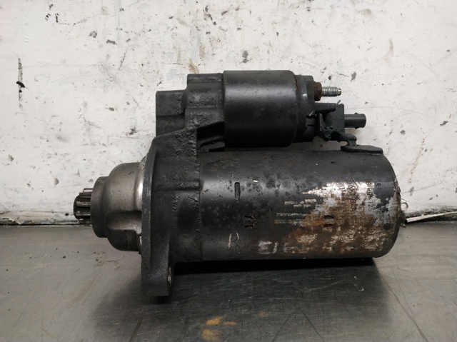 Motor de arranco 0001125012 VAG