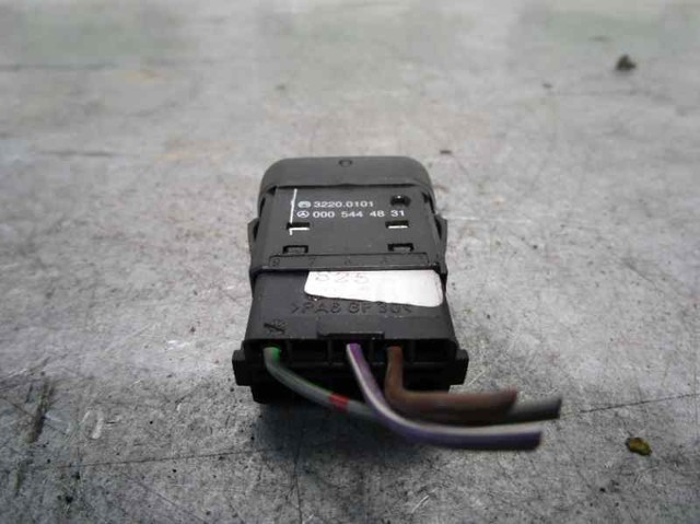 Botão (regulador) de corretor das luzes 0005444831 Mercedes