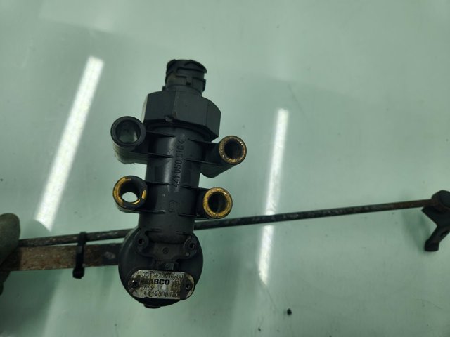 MERCEDES 0015420018 Датчик уровня положения кузова задний в наличии Житомир