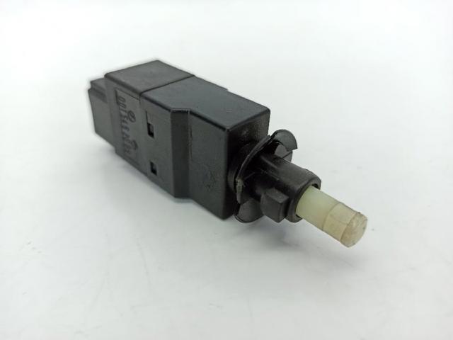 MERCEDES 0015452009 Датчик стоп сигнала в наличии Тернополь