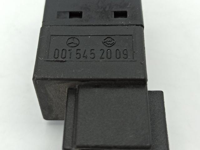 MERCEDES 0015452009 Датчик стоп сигнала в наличии Ровно