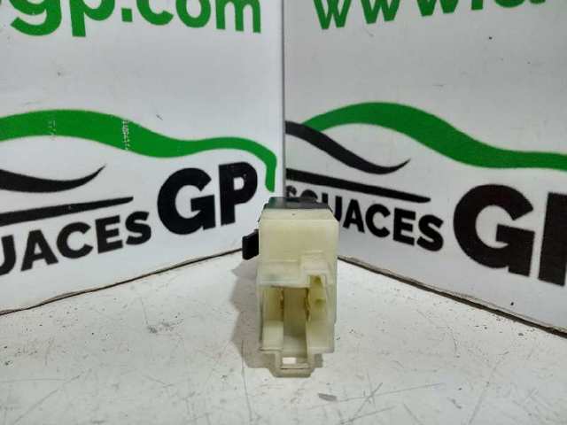 A0015453809 MERCEDES Датчик стоп сигнала купить в Николаев