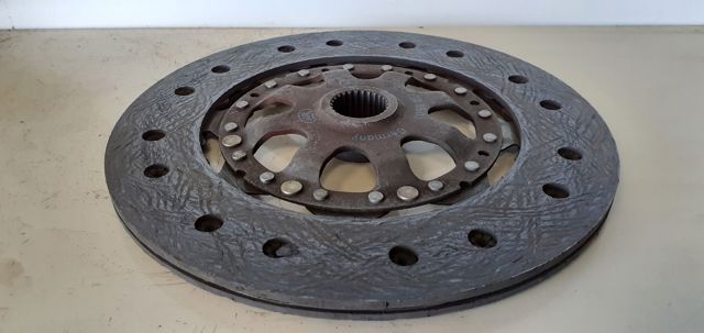 MERCEDES 0052506304 Корзина сцепления в наличии Сумы