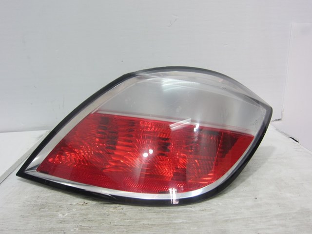 Luz traseira direita para Opel Astra H (A04) (2004-2010) 1.6 (L48) Z16XEP 00865302