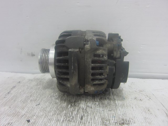 RENAULT 0124415038 Генератор в наличии Винница