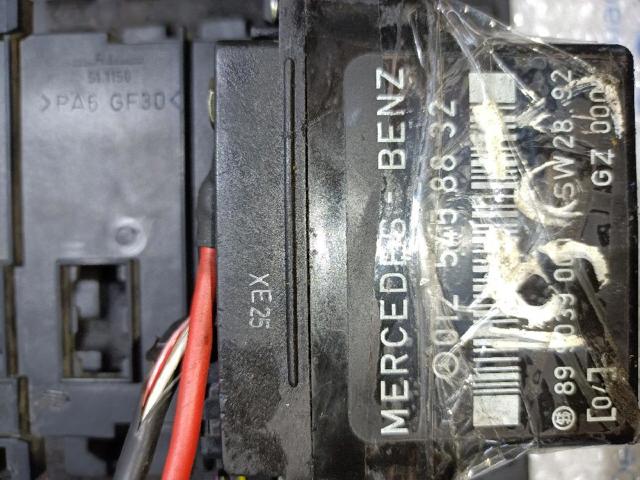 MERCEDES 0125458832 Реле свечей накала в наличии Киев