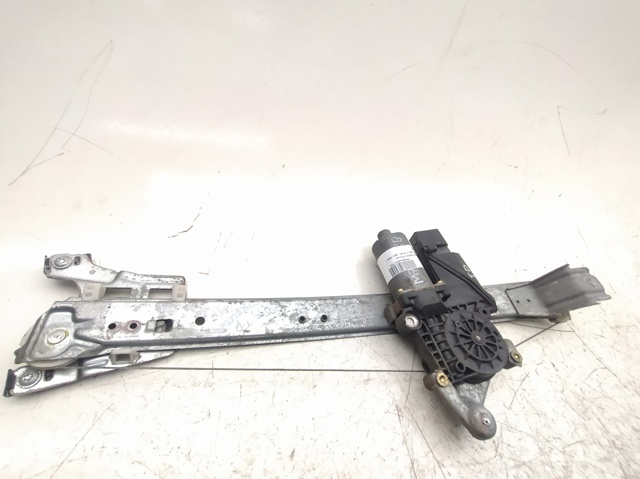 MERCEDES 0130821698 Мотор стеклоподъемника двери передней правой в наличии Ужгород