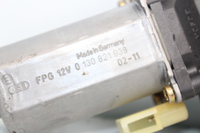 FORD 0130821938 Мотор стеклоподъемника двери передней левой в наличии Львов