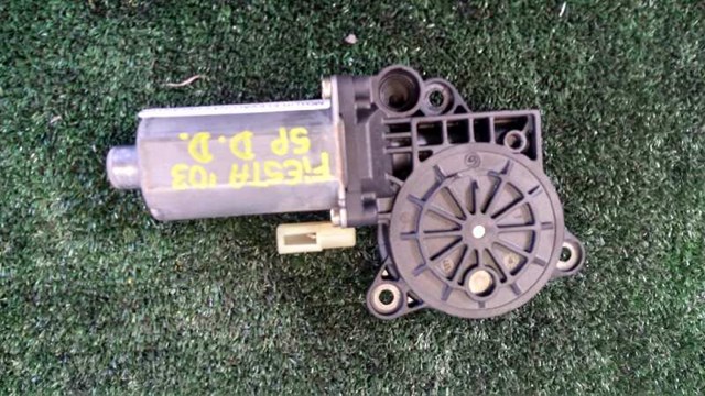 FORD 0130821939 Мотор стеклоподъемника двери передней правой в наличии Черновцы