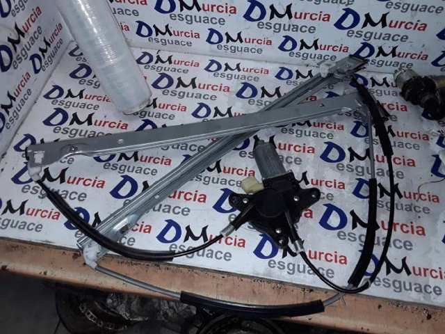 0130821940 MERCEDES Мотор стеклоподъемника двери передней правой купить в Ирпень