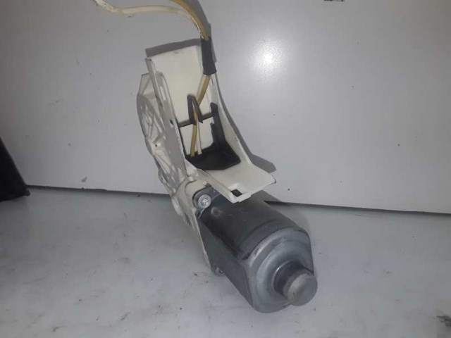 FORD 0130822217 Мотор стеклоподъемника двери передней левой в наличии Тернополь