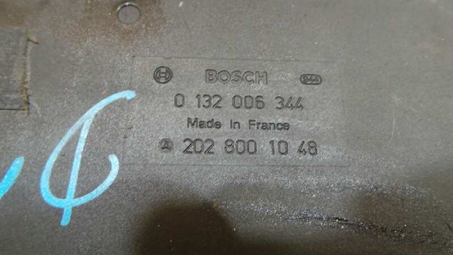 MERCEDES 0132006344 Насос пневматической системы кузова в наличии Киев