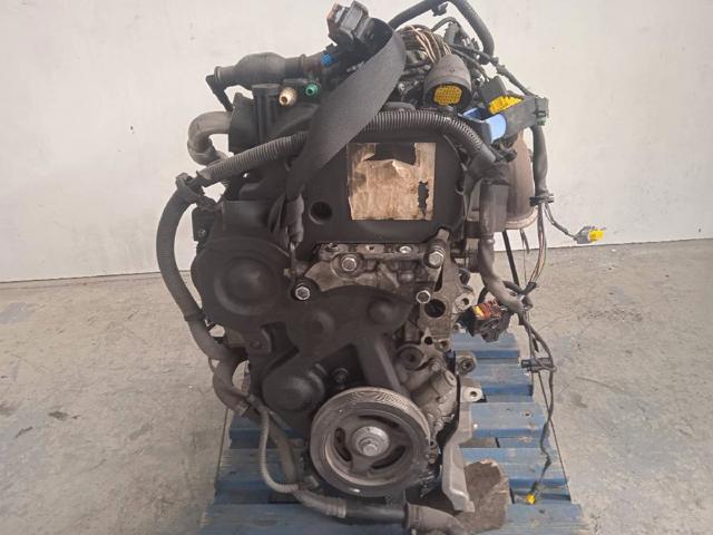 PEUGEOT 0135FZ Двигатель в наличии Украина