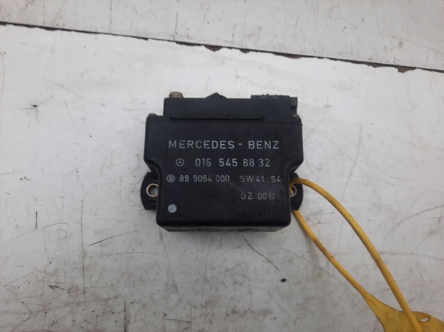 MERCEDES 0165458832 Реле свечей накала в наличии Кривой Рог
