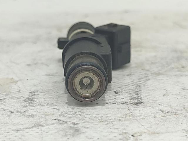 01F003A PEUGEOT Топливные форсунки купить в Ужгород