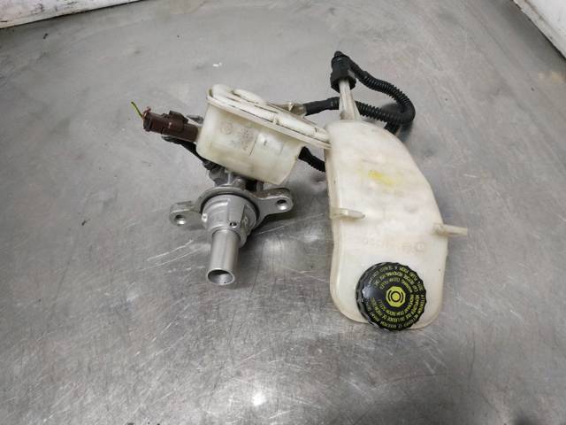 Cilindro mestre do freio 0204051007 PEUGEOT