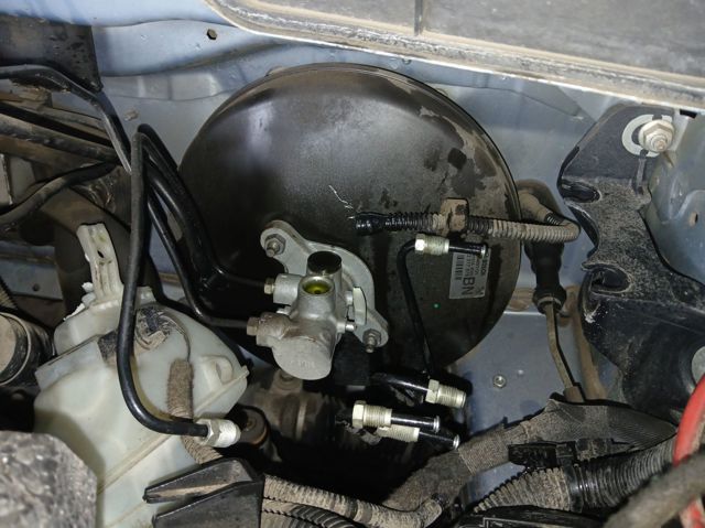 Reforçador dos freios a vácuo Opel Corsa X12