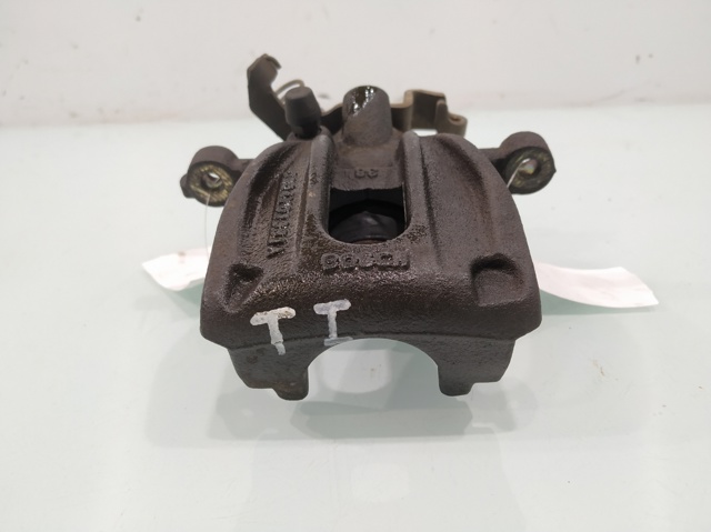 0204Y01881A FORD Суппорт задний левый купить в Кривой Рог