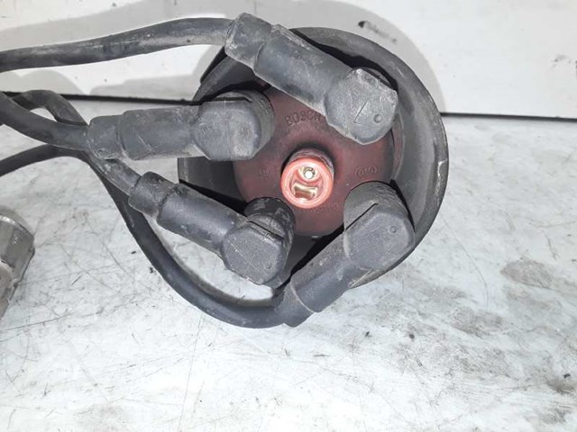 Distribuidor de ignição (distribuidor) 0237521061 VAG