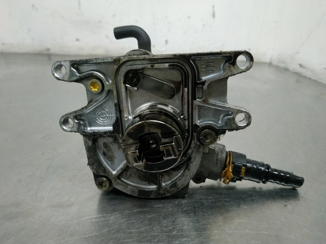 OPEL 0252738 Вакуумный насос в наличии Житомир