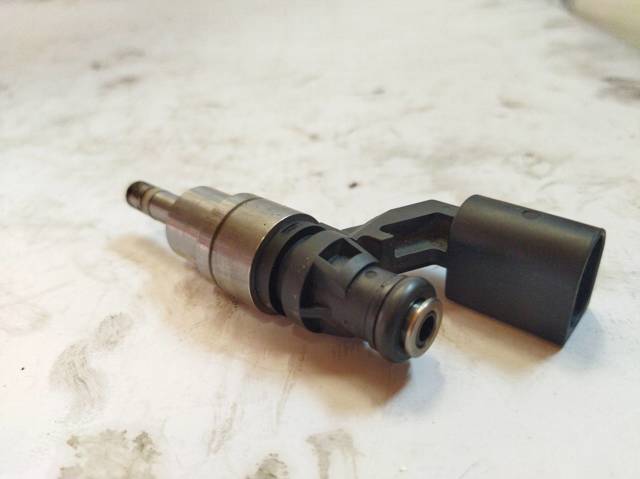 0261500016 VAG Топливные форсунки купить в Ирпень