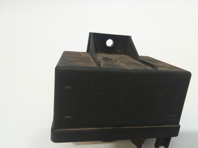 Relê das velas de incandescência 0281003018 FIAT
