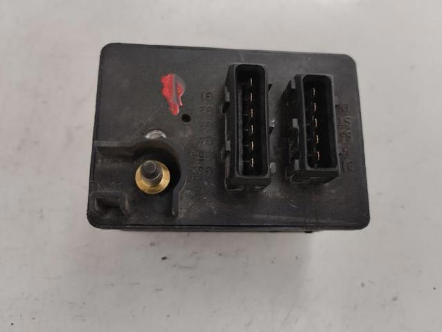 Relê das velas de incandescência 0281003018 BOSCH