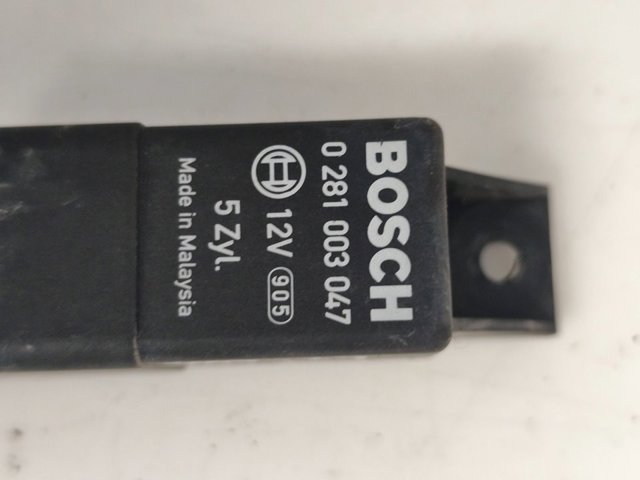 Relê das velas de incandescência 0281003047 VOLVO