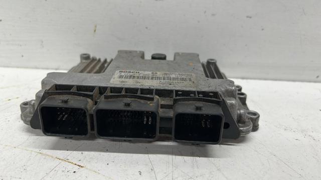 RENAULT 0281013366 Блок управления двигателем в наличии Черновцы