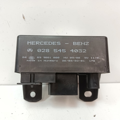 Caixa de pré-aquecimento para Mercedes E-Class (BM 210) Saloon E 270 CDI (210.016) OM 612.961 0285454032