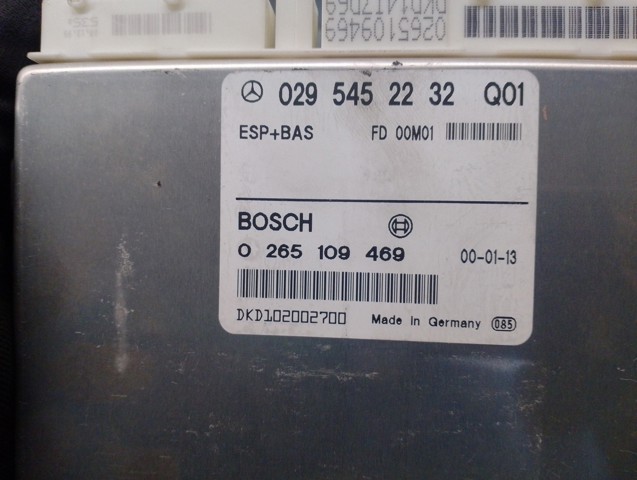 0295452232Q01 MERCEDES купить в Ровно